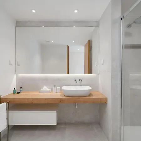 公寓 Reirica Luxury 2 Bedrooms Near And Old Town *