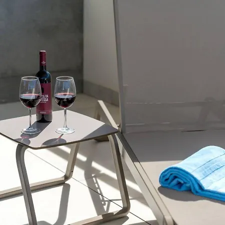 Reirica Luxury 2 Bedrooms Near And Old Town 公寓 *